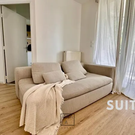 Kaala - Group Friendly And Paris With Free Parking Apartmán *